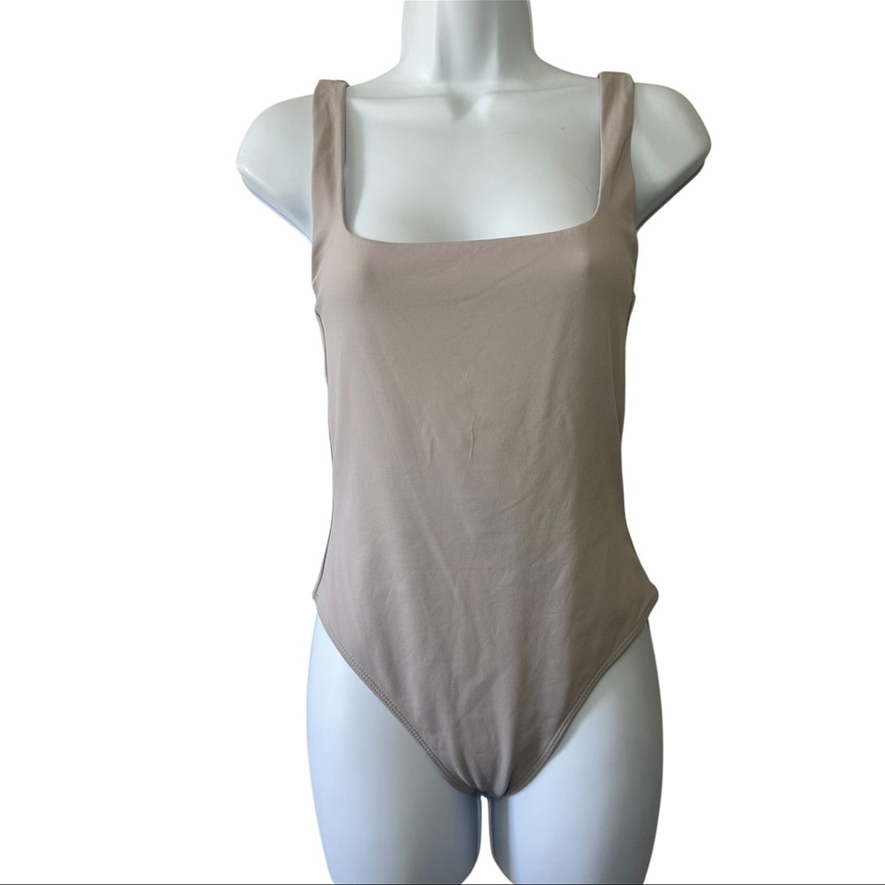 Babaton Aritzia Gray/Purple Square Neck Tank Knit Thong Bodysuit- Size Medium